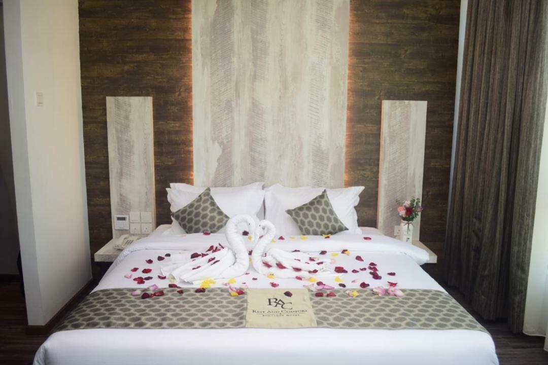 Rest And Comfort Boutique Hotel Kuala Terengganu Exterior photo